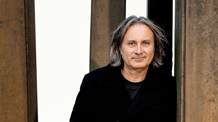 Kompositören Colin Riley har specialkomponerat ett verk för Helsingborgs Symfoniorkester på temat hållbara transporter.