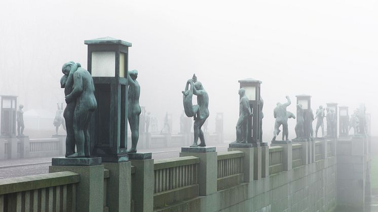 Vigelandsparken_Broen tåke