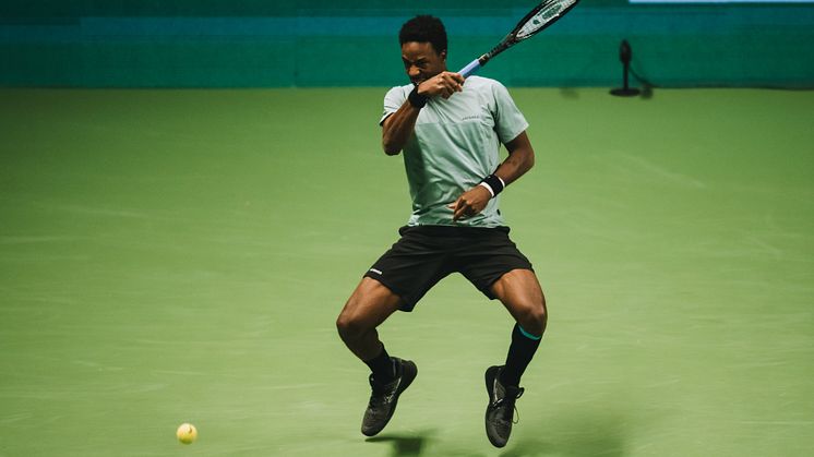 Showman Monfils i Kungl. Tennishallen. Foto: Alexander Scheuber