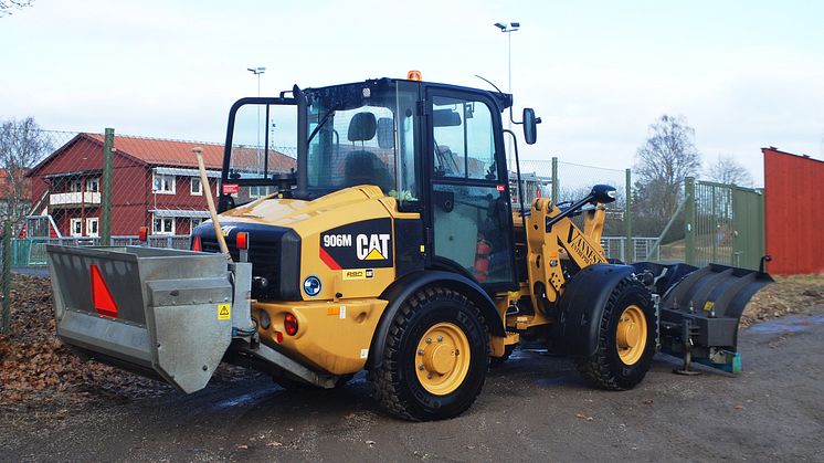 Cat 906M hjullastare - vinterutrustad, höger bak