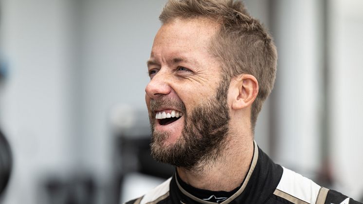 J_TCS_Racing_S9_Valencia_Sam_Bird_161222_001