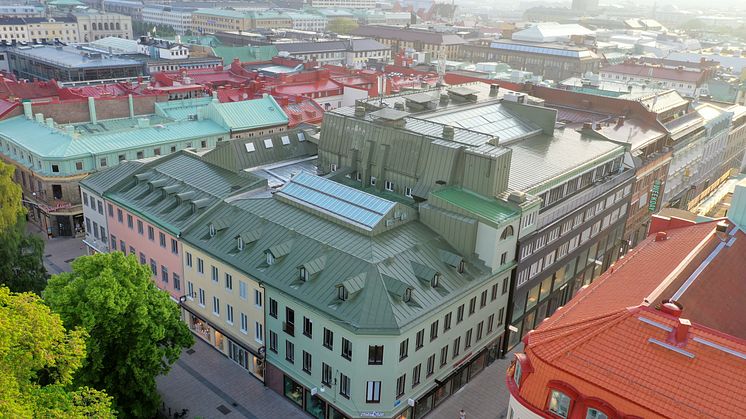Lagom till julhandeln öppnar SOVA en ny konceptbutik i Wallenstams lokaler på Korsgatan 14 i Göteborg.