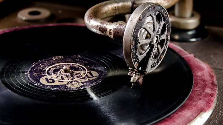 vinyl