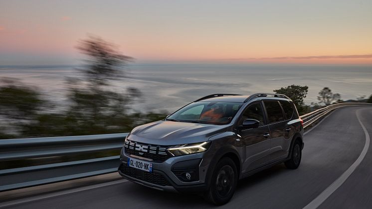 Dacia øger salget med næsten 25 %