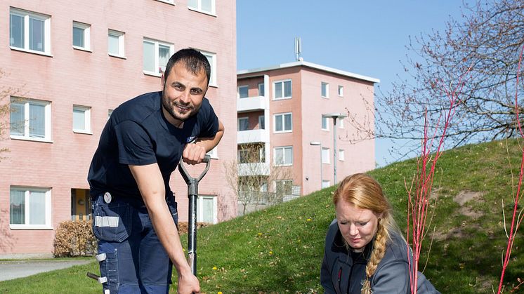 Deltagare Abdulhadi Anank och handledare Sara Jeppsson.