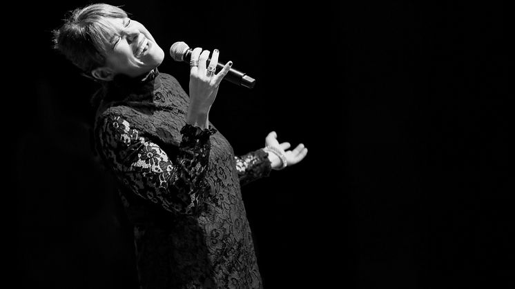 Vivian Buczek kommer till Palladium Malmö 22 oktober med Martin Sjöstedt och Bohuslän Big Band. Foto:  Anders Bergön