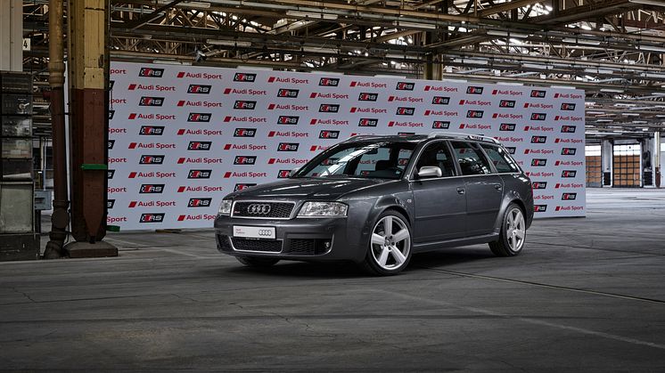 Audi RS 6 Avant (C5), daytonagrå