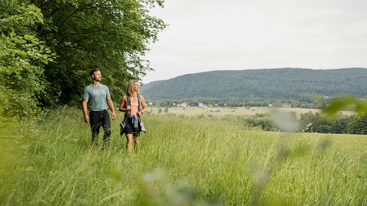 Kammweg Erzgebirge-Vogtland_Paar_Foto TVE_Dirk_Rueckschloss.jpg