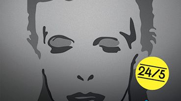 Julafton för alla David Bowie-fans - spektakulär show den 24 maj i Bryggarsalen