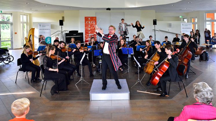 „Was für ein (Musik-)Theater!“ - Westfalen Weser Energie-Gruppe bringt Musikerlebnis für die ganze Familie nach Marienmünster