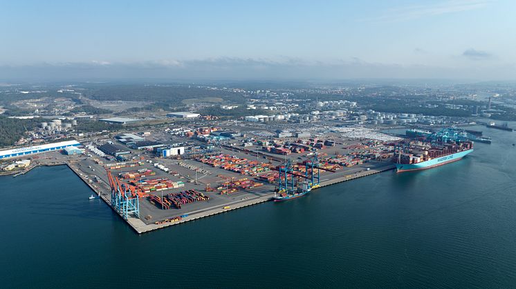 Multiple players in the Port of Gothenburg community are now joining forces in a unique measure to foster the availability of empty containers for the Swedish export industry. Photo: Gothenburg Port Authority.