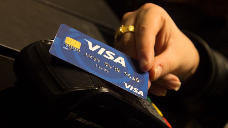 Saldi Invernali 2016 - Visa traccia il bilancio sui consumi dei visitatori stranieri in Italia
