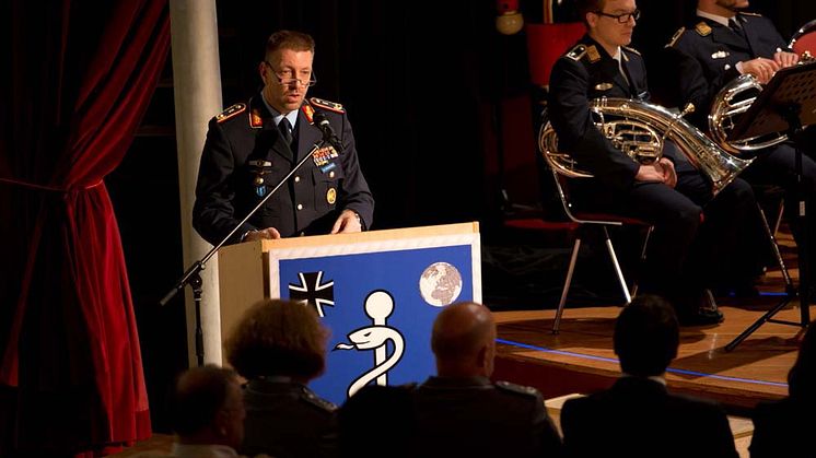 Äskulapstab tief im Herzen: Das Kommando Sanitätsdienstliche Einsatzunterstützung engagiert sich für Bärenherz