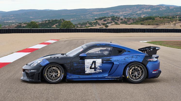 2 - 718 Cayman GT4 RS Clubsport.jpg