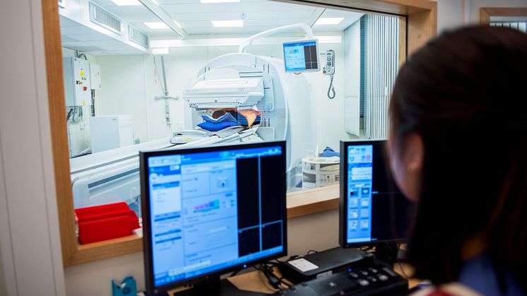 Danderyds sjukhus först med det senaste hybridsystemet för skiktröntgen 