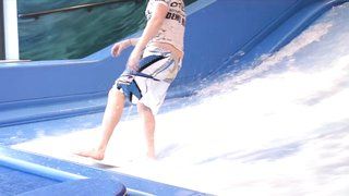 Experium - Flowrider - vågsurfningsmaskin