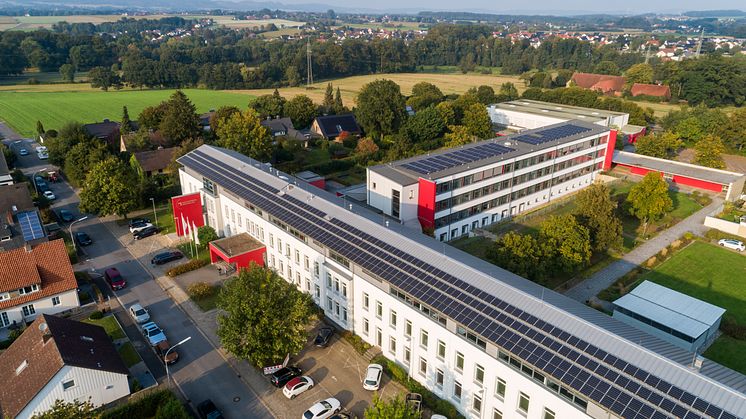 Erich-Gutenberg-Berufskolleg in Bünde mit Photovoltaik ausgestattet.