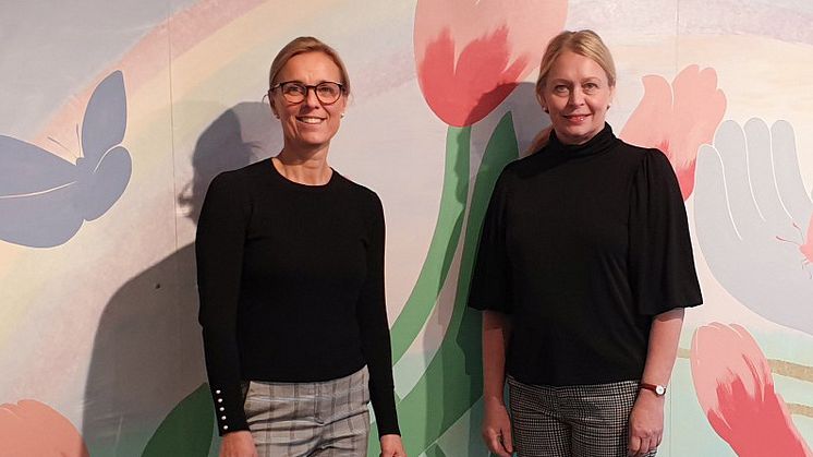 Hygiensjuksköterskorna Martina Ågren och Lena Sars har läst magisterprogrammet Smittskydd och vårdhygien på Högskolan i Skövde och i sitt examensarbete undersökte de hur personliga assistenter arbetar med hygienåtgärder utifrån smittrisker.