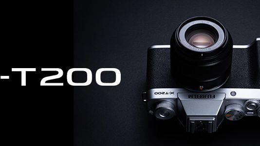 FUJIFILM X-T200