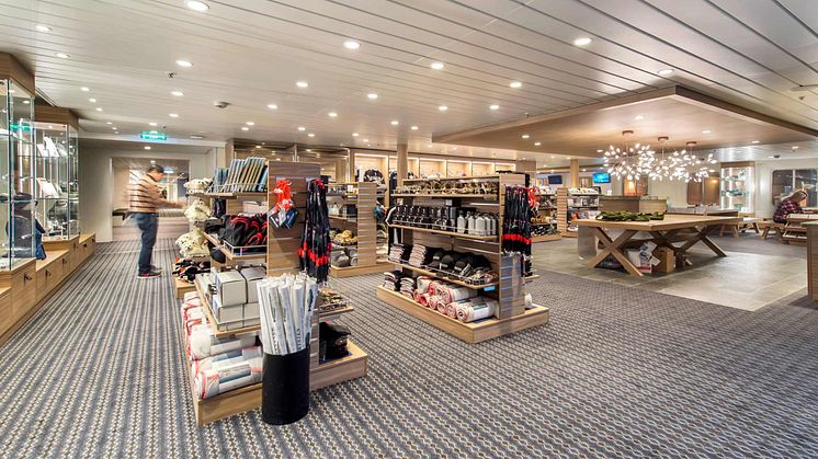 There is a new common area and store by the reception, with easy access to practical information, excursions and equipment for your journey