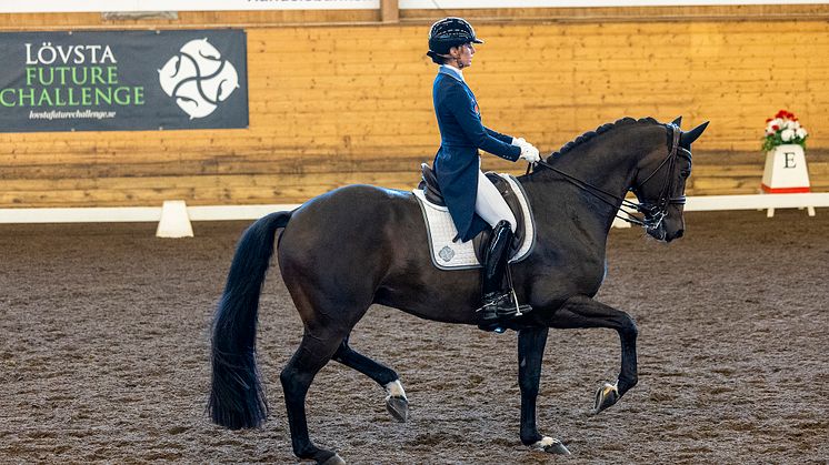 Evelina Söderström och Caroline Darcourt vinnare i fjärde kvalet av Lövsta Future Challenge Dressage