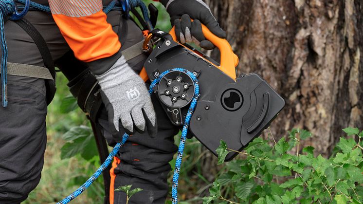 Husqvarna Power Ascender – batteridriven lift för arborister