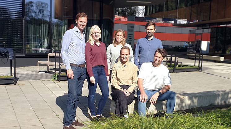 Niclas Sigholm, Emelie Israelsson från Västeråskontoret och Hanna Tengelin, Joel Goop, Jennie Sträng och Henrik Näsström från Göteborgskontoret. 