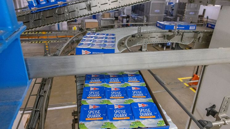 Arla Werk Upahl_Produktion_Hansano Speisequark_kl.jpg