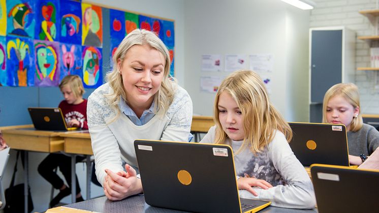 Studera till lärare med lön på nya lärarprogrammet