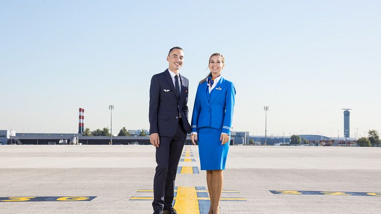 AFKL staff at tarmac