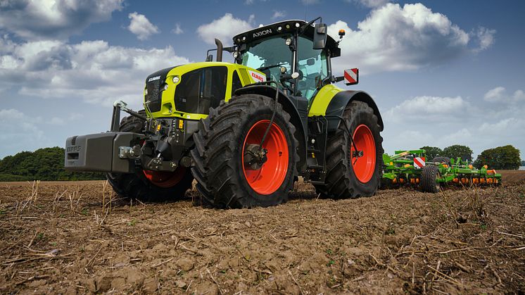AXION 960_2