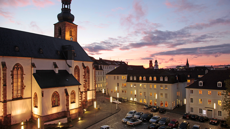 Saarbrücken_Schlosskirche_im_Abendlicht