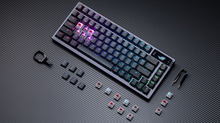 ROG Azoth Gaming Keyboard_3