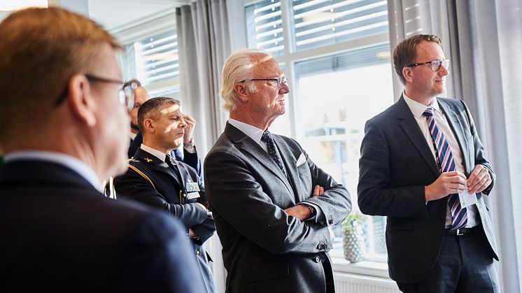 HM Konungen på Sunpine 02