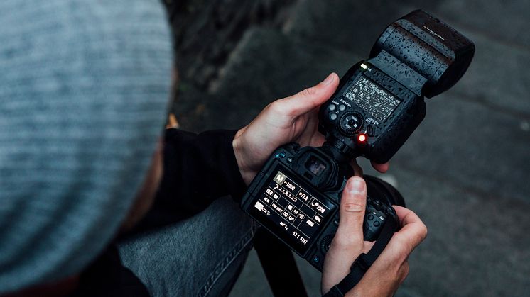 Canon_EL-1_Lifestyle_002.jpg
