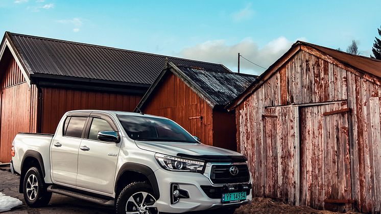 Toyota på salgstoppen: Hilux er Namsos mest solgte varebil første halvår. Foto: Nordvik AS. Høyoppløselig bilde i bunnen av artikkelen. 
