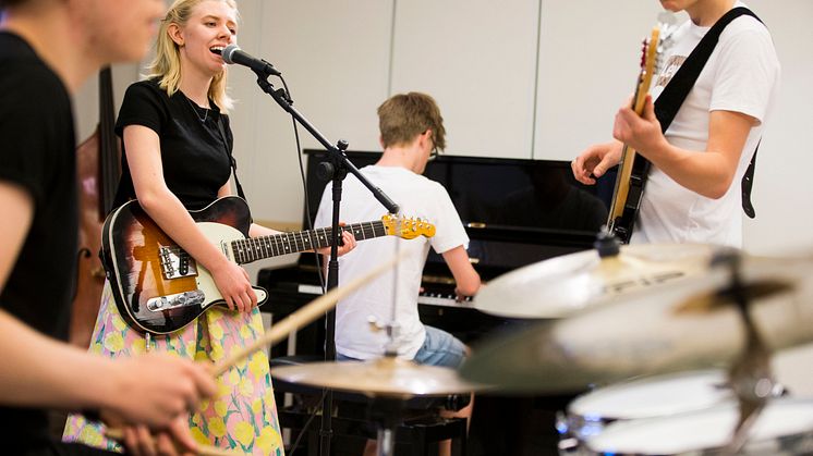 Pressinbjudan:  Sundsta-Älvkullegymnasiets Stora Vårkonsert