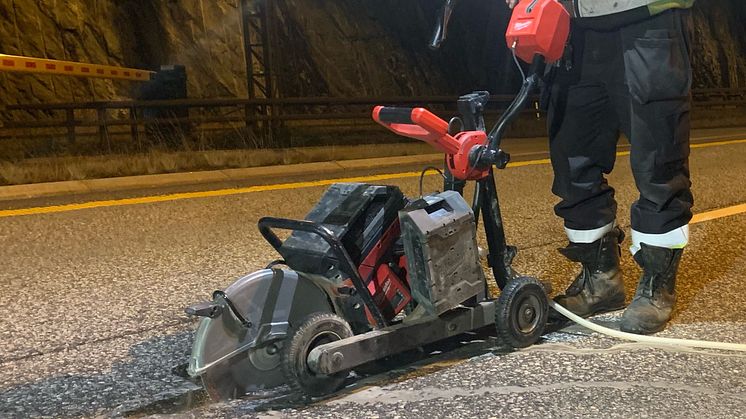 Milwaukee MX Fuel til kutting av asfalt