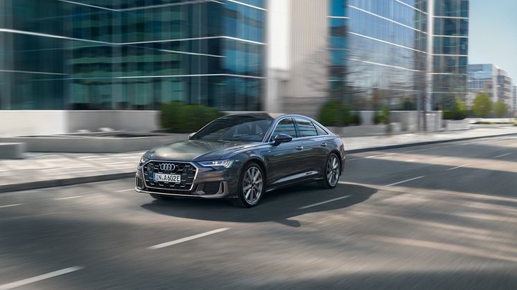 Audi A6 TFSI e (Kronosgrå)