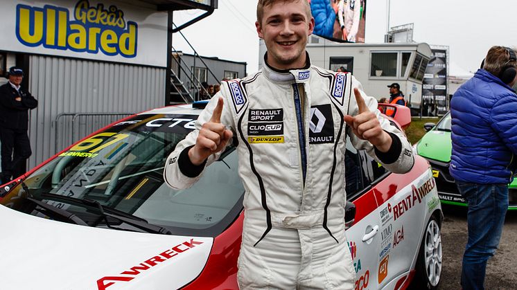 Marcus Annervi vann båda racen i Renault Clio Cup i Falkenberg