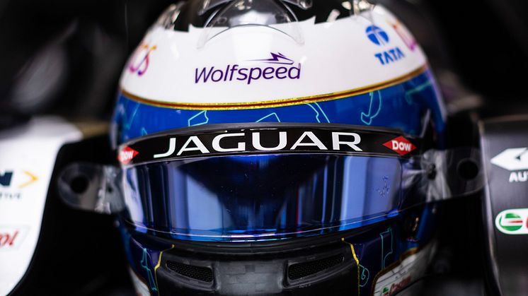 J_TCS_Racing_S9_Valencia_Sam_Bird_161222_006