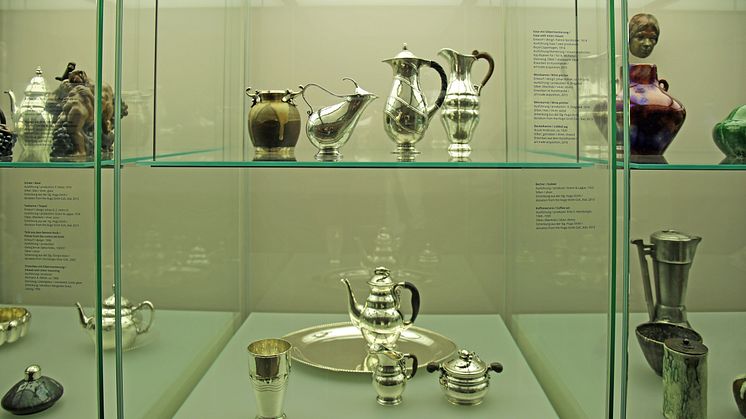 GRASSI Museum für Angewandte Kunst Leipzig - "Made in Denmark" - Weinkanne von Johan Rohde