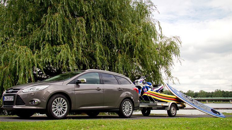 Ford Focus med elektrisk innfellbart tilhengerfeste 