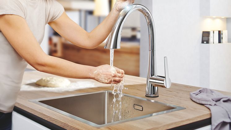 GROHE_ Zedra Touch_Chrom_30219002_Mood 3