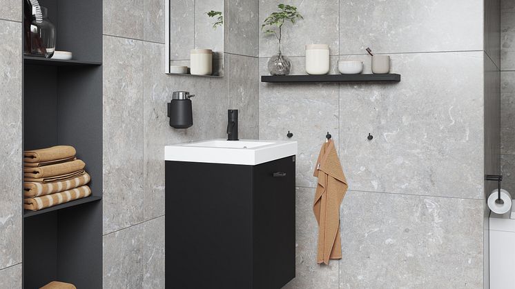compact svart hel 40_03_rgb