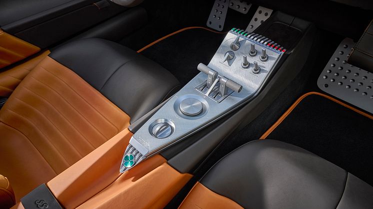 8_interior