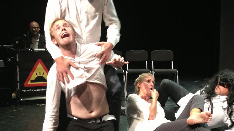 Hashtag – Västerås Improvisationsteater