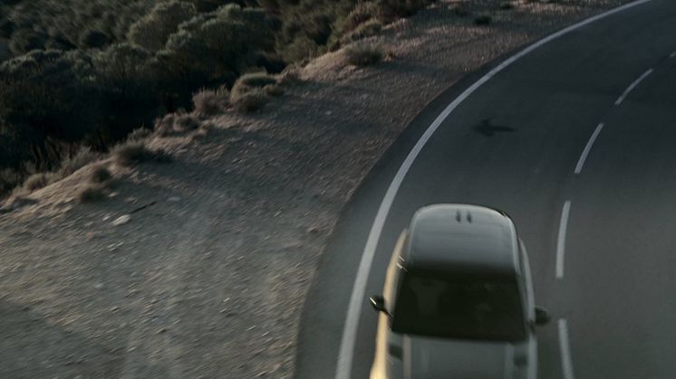 Range Rover Sport SV MY24_dynamisk