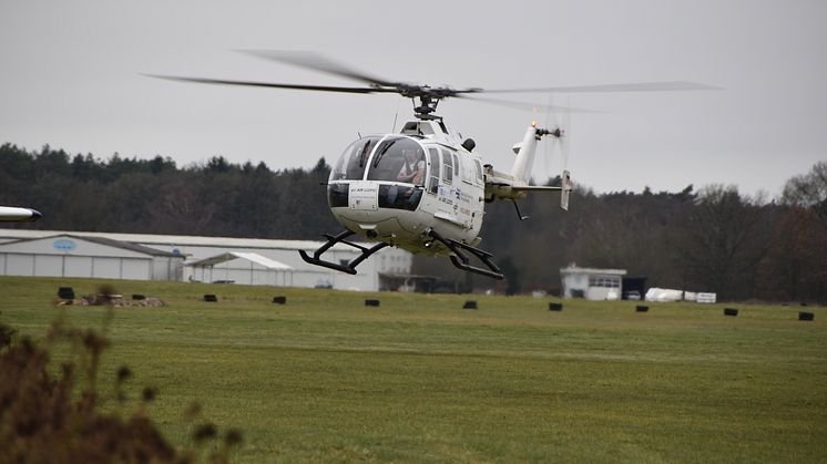 SH Netz kontrolliert rund 465 Kilometer Hochspannungsleitungen in Schleswig-Holstein per Helikopter