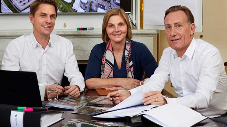 (Jacob Torell, VD Next Step Group, Susanne Ekblom, VD Vectura Fastigheter, Jan-Olof Jacke, Sverige VD AstraZeneca, Foto: Fredrik Persson)